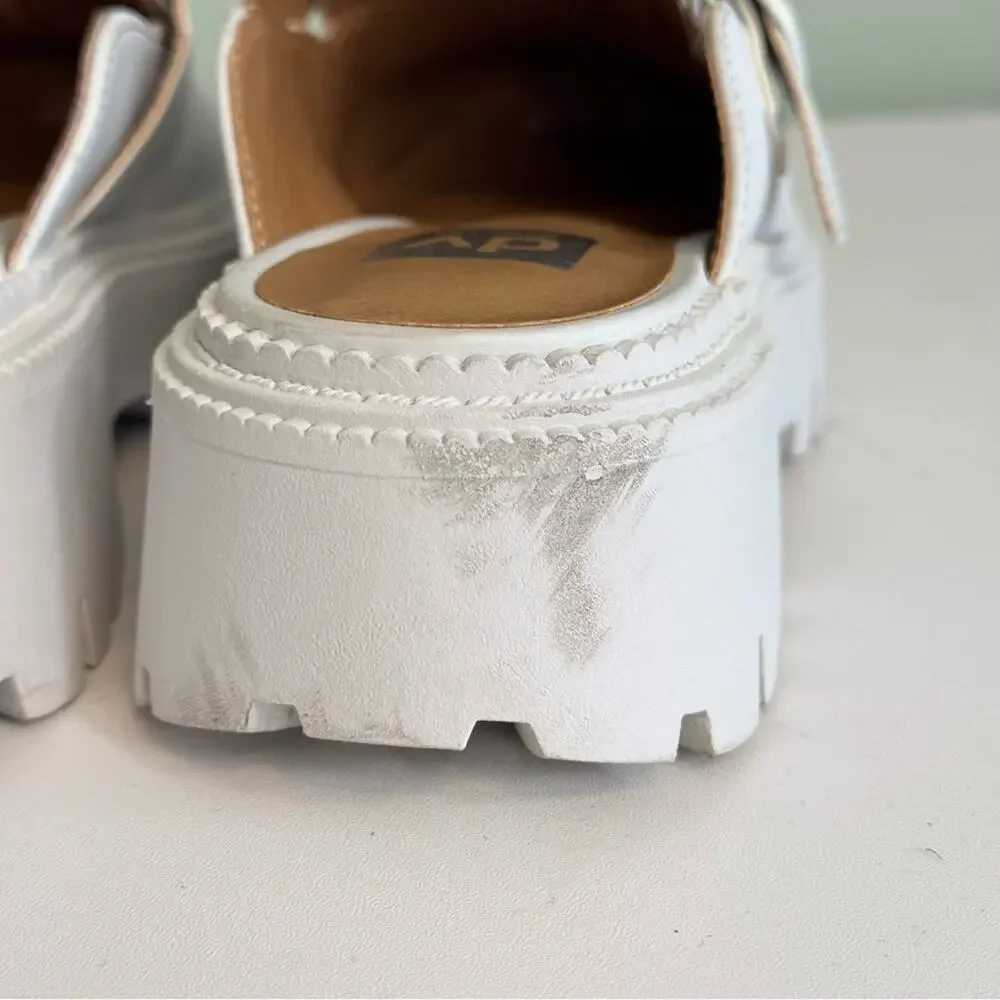 Dolce Vita DV By Kids Kobra‎ Size 13 Light Gray Chunky Lug Sole Mule Slip-On